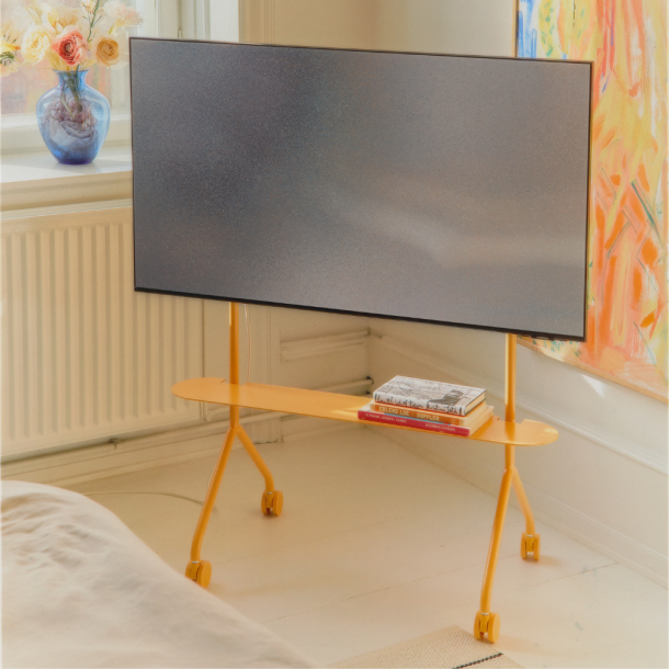 Pedestal Pipe Shelf 