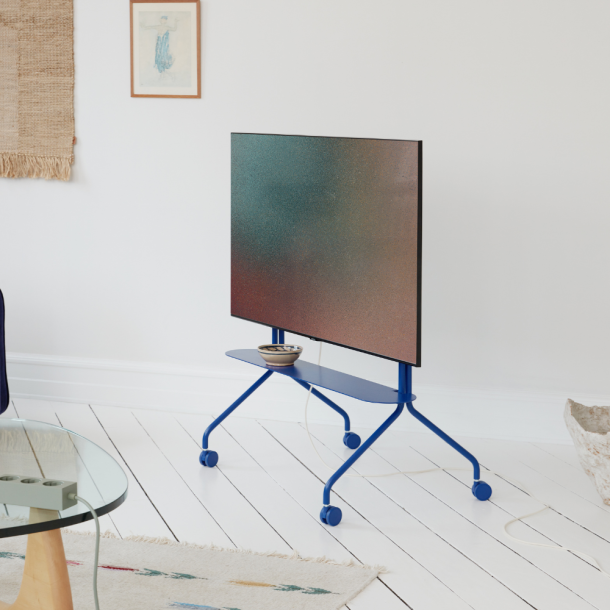 Pedestal Pipe Shelf 