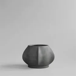 101 Copenhagen  Arket Plant Pot, Mini - Dark Grey