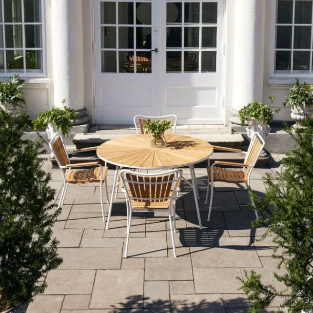 Mandalay Marguerit Havebord �120