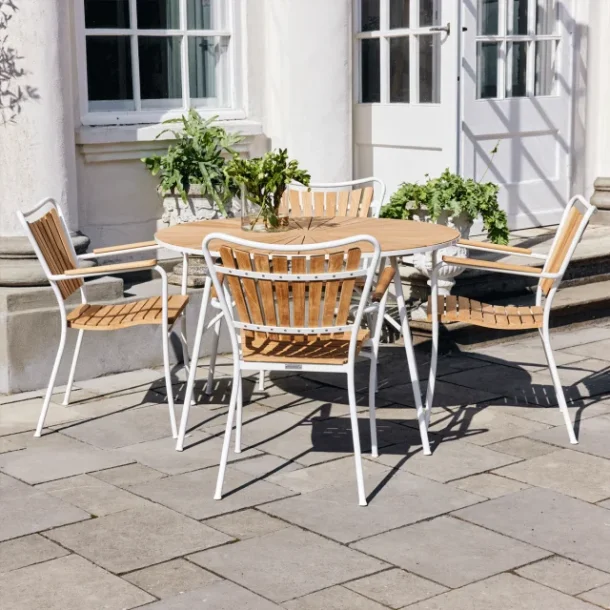 �Mandalay Marguerit Havebord �110