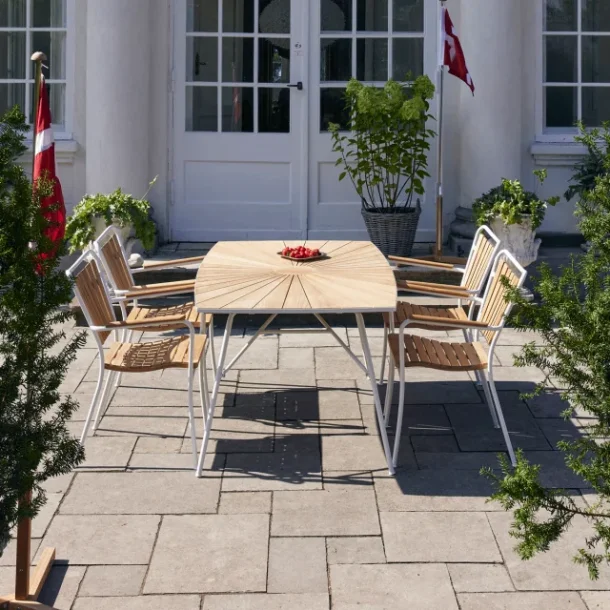 Mandalay Marguerit Havebord 4-6 pers. L144