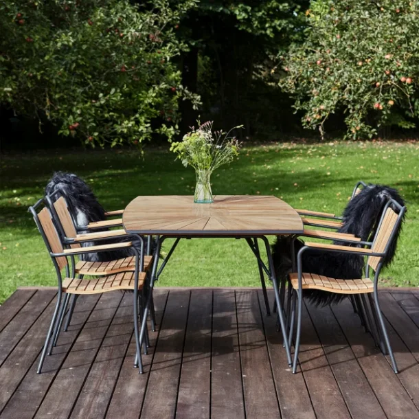 Mandalay Marguerit Haves�t L200