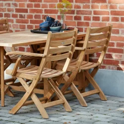Mandalay Cambridge &amp; Dian Haves�t � Teak