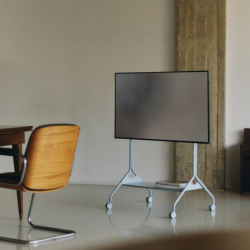 Pedestal Moon Rollin� Tall 