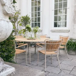 Mandalay Marguerit Havebord �140