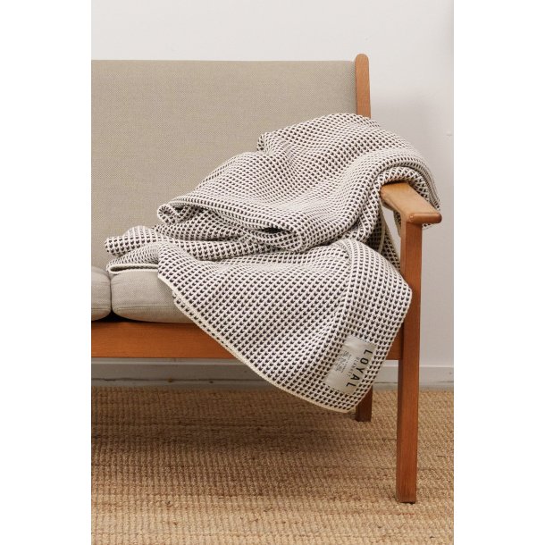 S.N.S. Herning � LOYAL Blanket natural white coffee