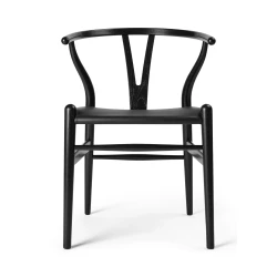 Carl Hansen &amp; S�n CH24P Y-stolen af Hans J. Wegner, sort eg m. Thor 301 l�ders�de