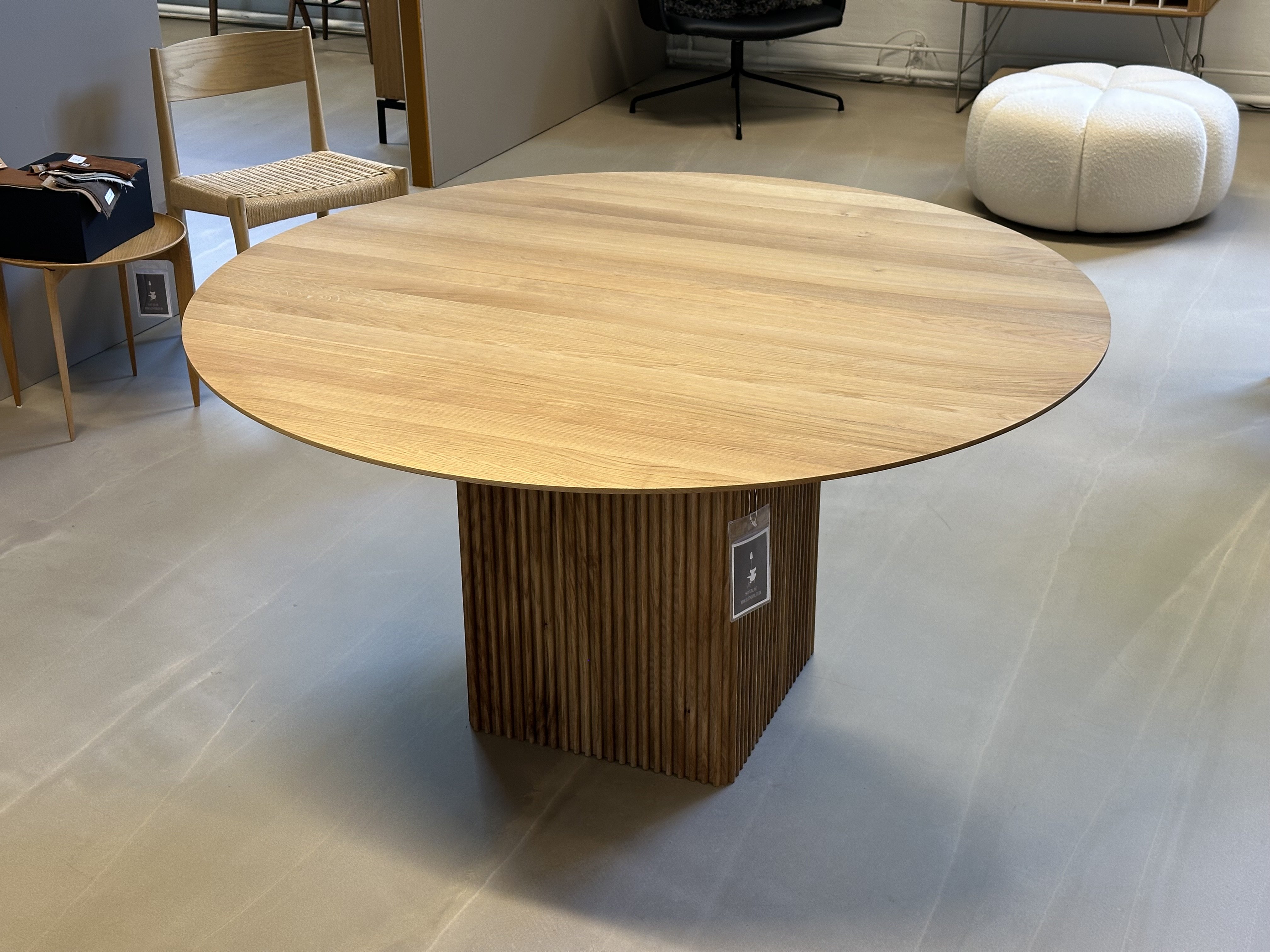 DK3 Ten Table Round Eg olie 140 