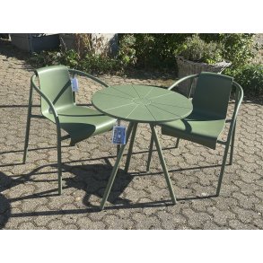 Houe Nami Cafést 1 bord inkl 2 stole Grn