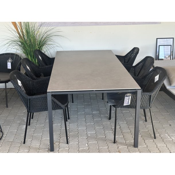 Cane-Line Havest Pure Dining Table + Breeze Dining Stole (6 stk.)