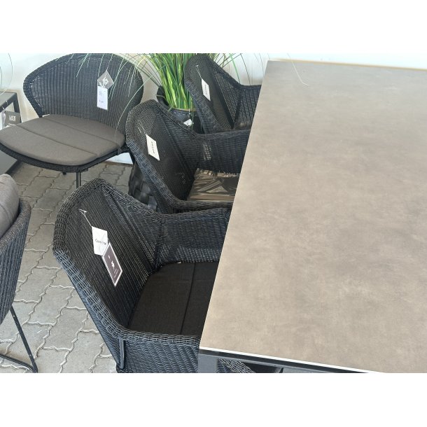 Cane-Line Havest Pure Dining Table + Breeze Dining Stole (6 stk.)