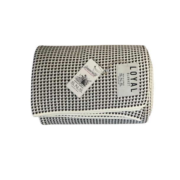 S.N.S. Herning � LOYAL Blanket natural white coffee