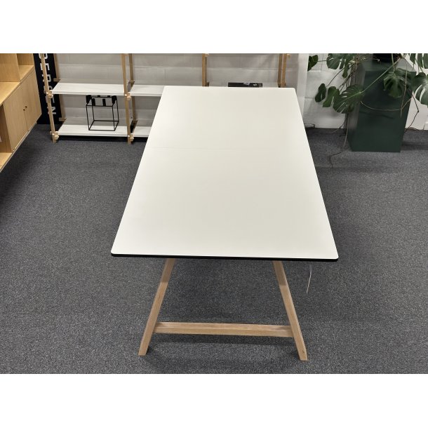 Andersen Furniture T1 Bord