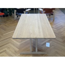 Fredericia furniture C18 spisebord eg / s�be