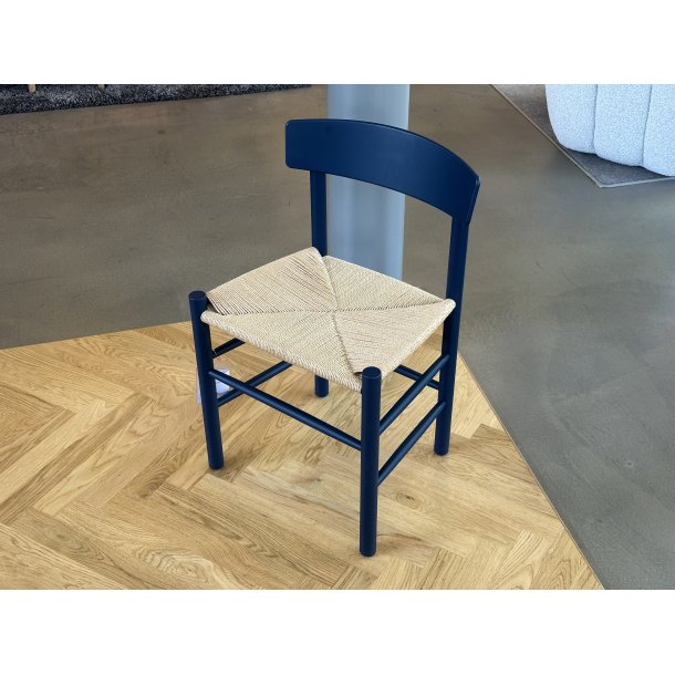 Fredericia Furniture J39 Indigo Blue