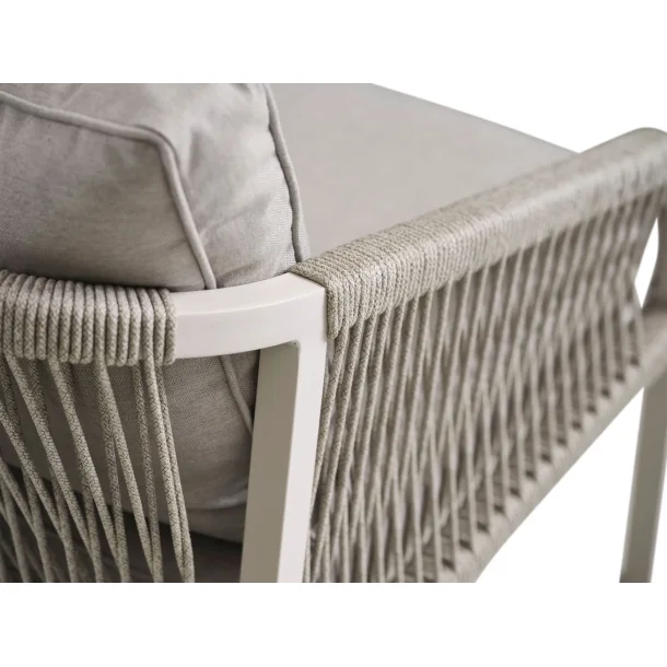 ​​​​​​​Lexpo Cuba lounges�t