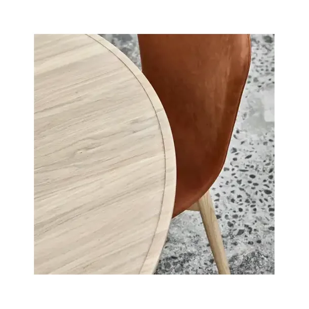 Mater Accent spisebord 140 i hvidlakeret eg