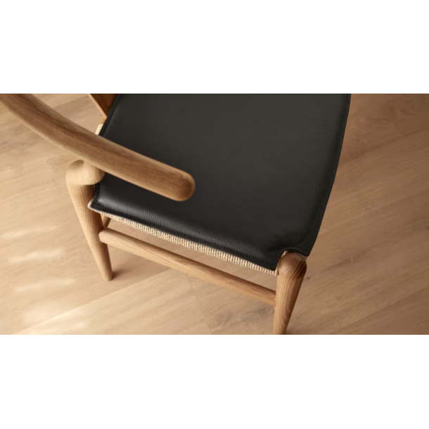 Original l�derhynde til CH24 Y-stolen - Carl Hansen &amp; S�n