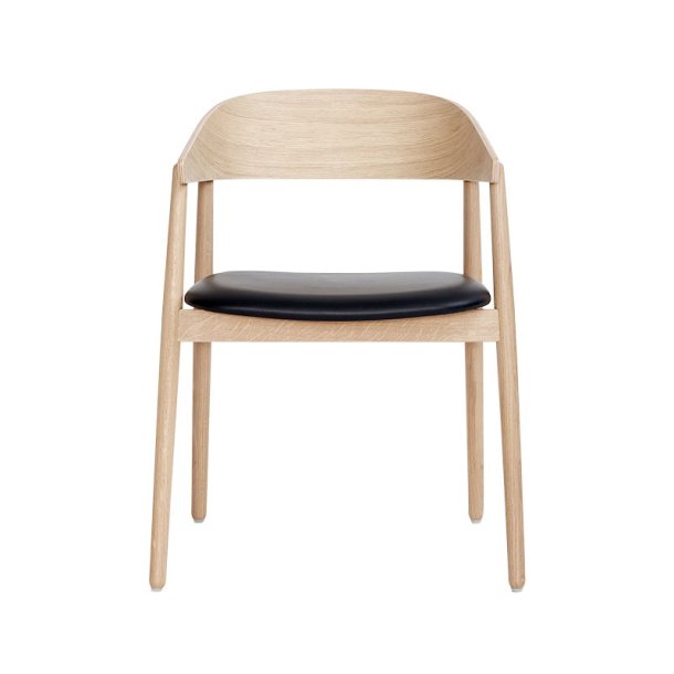 Andersen Furniture AC2 stol i eg m. l�ders�de 