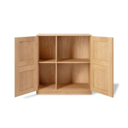 Fredericia Furniture MK73 KabinetEg oliebehandlet med sokkel
