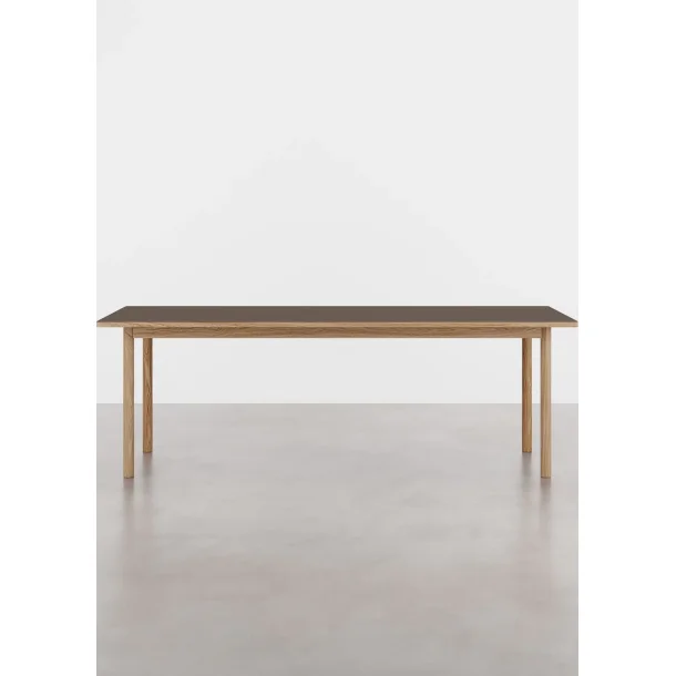 WB Manufaktur ESSENTIAL OAK spisebord 220 � 90 cm - Espresso