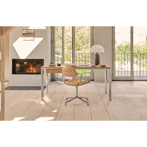 Vipp 453 Swivel Chair