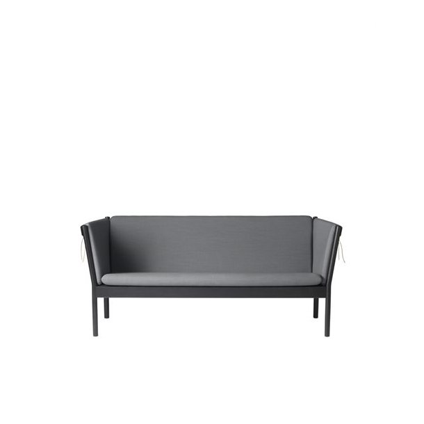 J149 sofa af Erik Ole J�rgensen, 3 personers