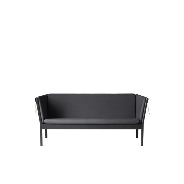 J149 sofa af Erik Ole J�rgensen, 3 personers