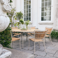 Mandalay Marguerit havebord 140 - taupe