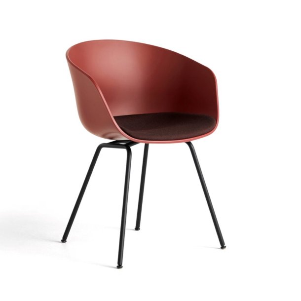 About A Chair 26 (AAC 26), sdepolstret