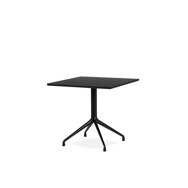 About A Table 15 (AAT 15), kvadratisk