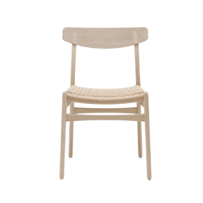 Carl Hansen & Sn CH23 spisebordsstol fra Carl Hansen
