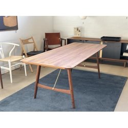 BM1160 Jagtbordet af Brge Mogensen