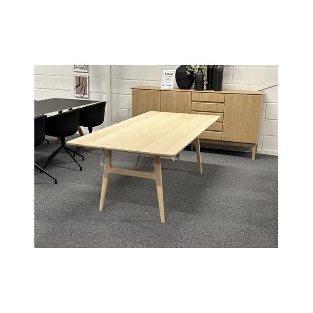 Getama RM 13 Dining table - 100 x 200 - Eg / sbe