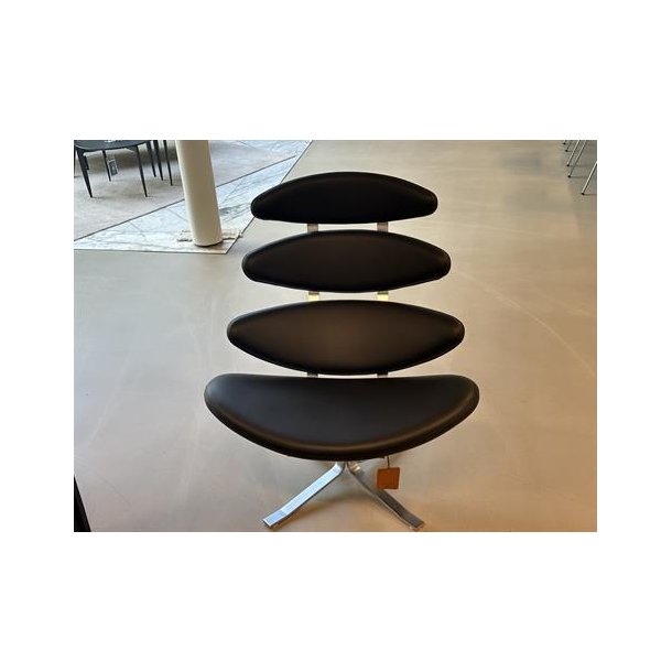 Fredericia Furniture Corona stol m. drejefod i stl &amp; sort Omni lder 