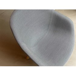 HAY About A Lounge 82 (AAL 82)