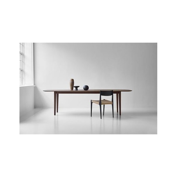 DK3 Kia&acute;s table 