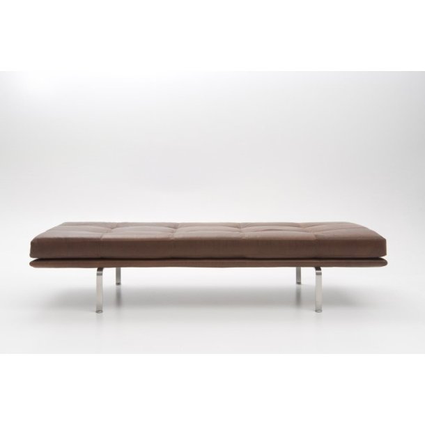 Nielaus - AV 57 ANTISTRESS DAYBED - Arne Vodder