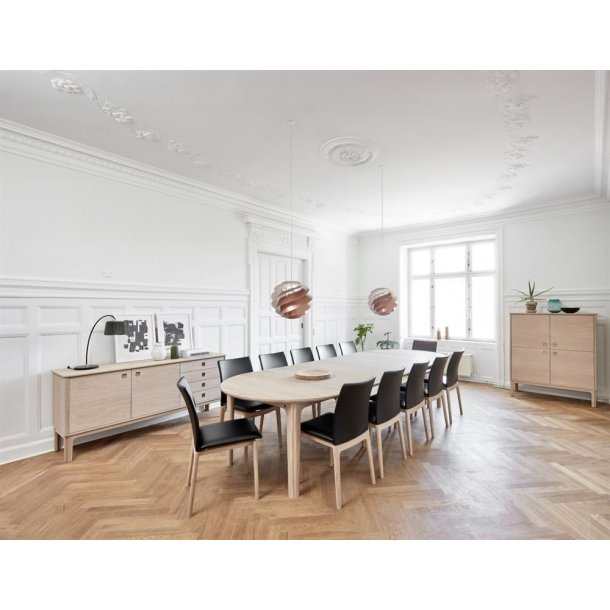 Skovby SM112 Eg massiv rundt spisebord inkl. 2 finer tillgsplader