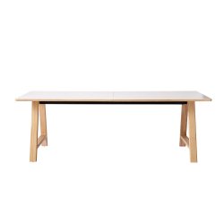 Andersen Furniture  - T11-Spisebord med udtrk til 4 tillgsplader. Design By Kato