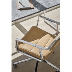 Vipp 453 Spisebordstol - Swivel + Chair m/Hjul