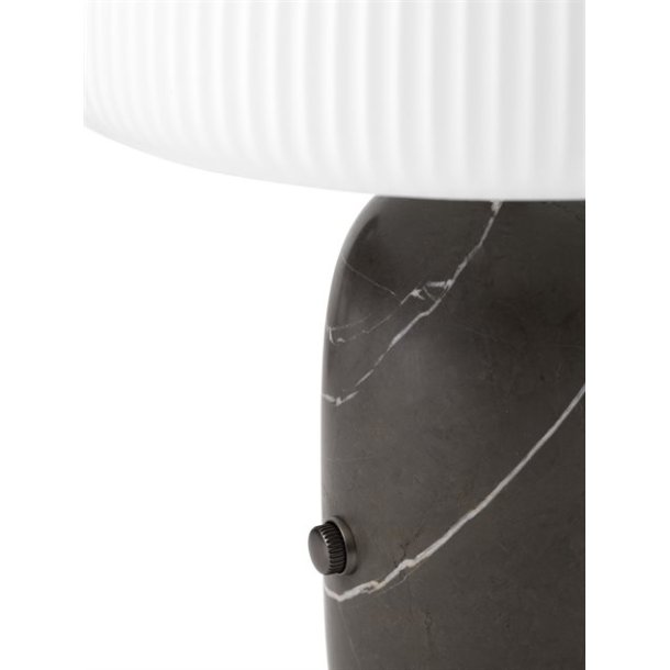 Vipp 591 Sculpture bordlampe