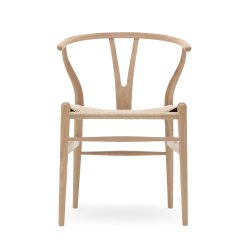 Carl Hansen &amp; Sn Y-stolen CH24 af Hans J. Wegner