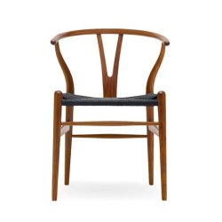 Carl Hansen &amp; Sn Y-stolen CH24 af Hans J. Wegner