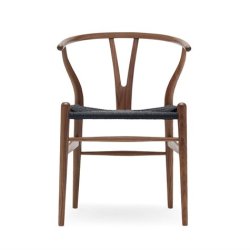 Carl Hansen &amp; Sn Y-stolen CH24 af Hans J. Wegner